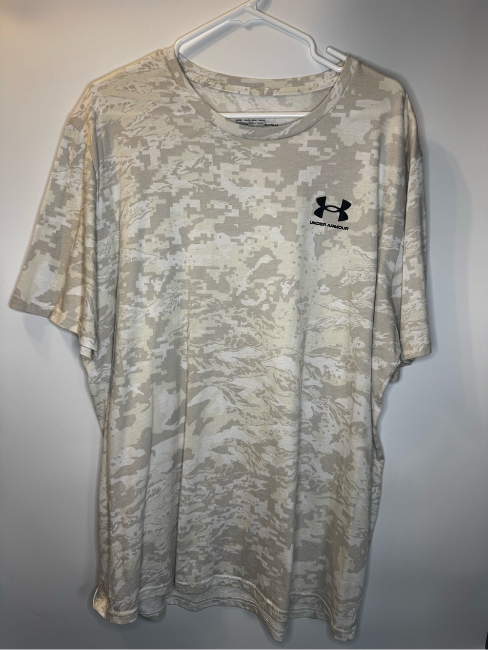 Under Armour Men’s Tan & White Desert Camo Short Sleeve Performance Tee